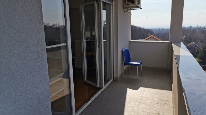 Kameniti stol, Remete, 120m²