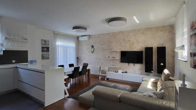 Bukovac, Bukovac, 200m²