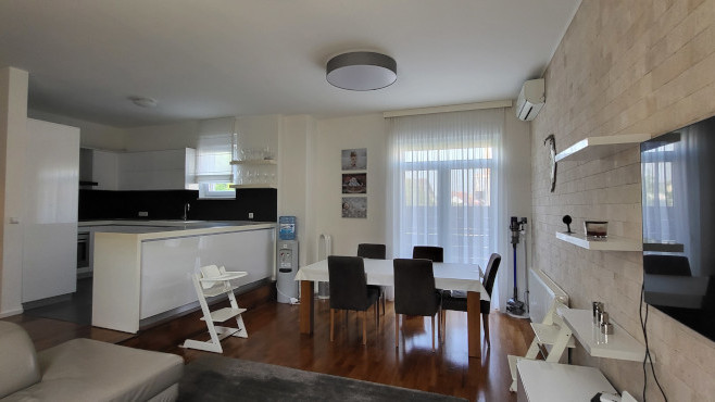 Bukovac, Bukovac, 200m²