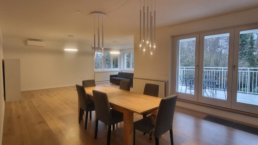 Tuškanac, Tuškanac, 220m&sup2;