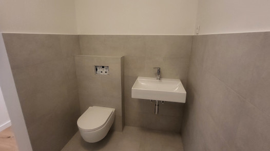 Tuškanac, Tuškanac, 220m&sup2;