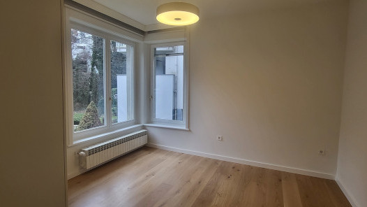 Tuškanac, Tuškanac, 220m&sup2;