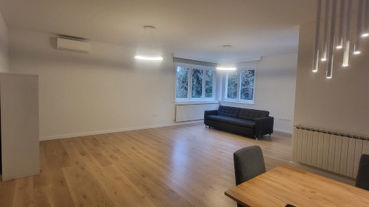 Tuškanac, Tuškanac, 220m&sup2;