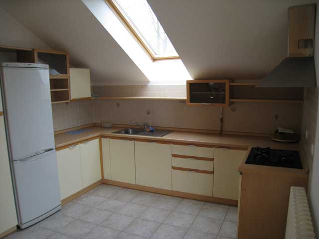 Fratrovac, Bukovac, 210m²