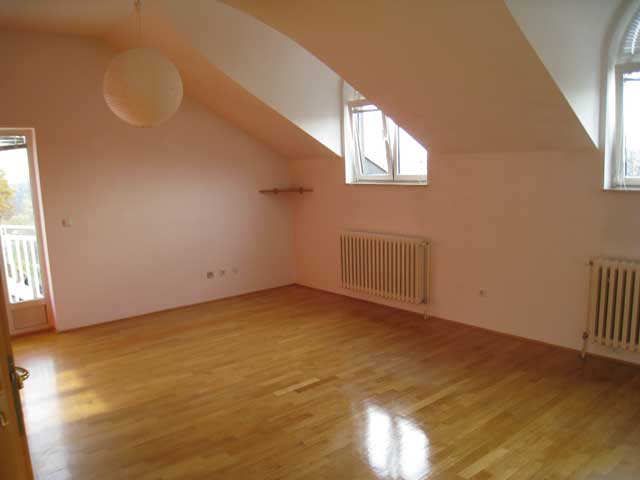 Fratrovac, Bukovac, 210m²