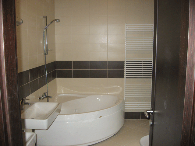 Šercerova, Vrhovec, 202m²