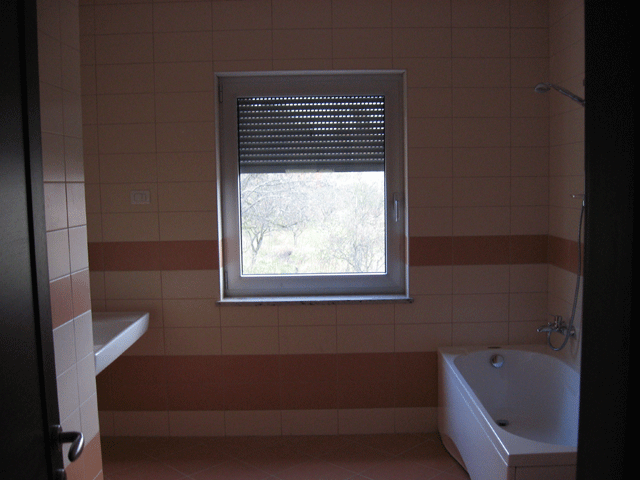 Šercerova, Vrhovec, 202m²